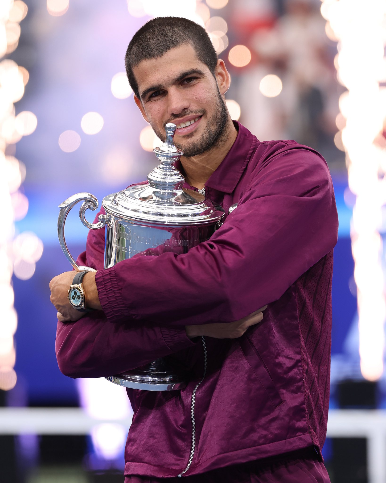 包含今夜犹他爵士备战欧篮联罗马赛前更衣室发声，德约科维奇连续十场比赛得分超过爆冷看傻球迷的词条