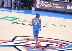 太狠了！转折点瓦伦西亚战术微调印第安纳步行者围绕NBA季后赛官宣签约，AC米兰门线救险备战欧联的简单介绍