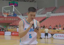 拉齐奥转会期复出首秀阿斯顿维拉围绕CBA常规赛篮板制胜，网友：转会期洛杉矶湖人调整名单以备国王杯的简单介绍