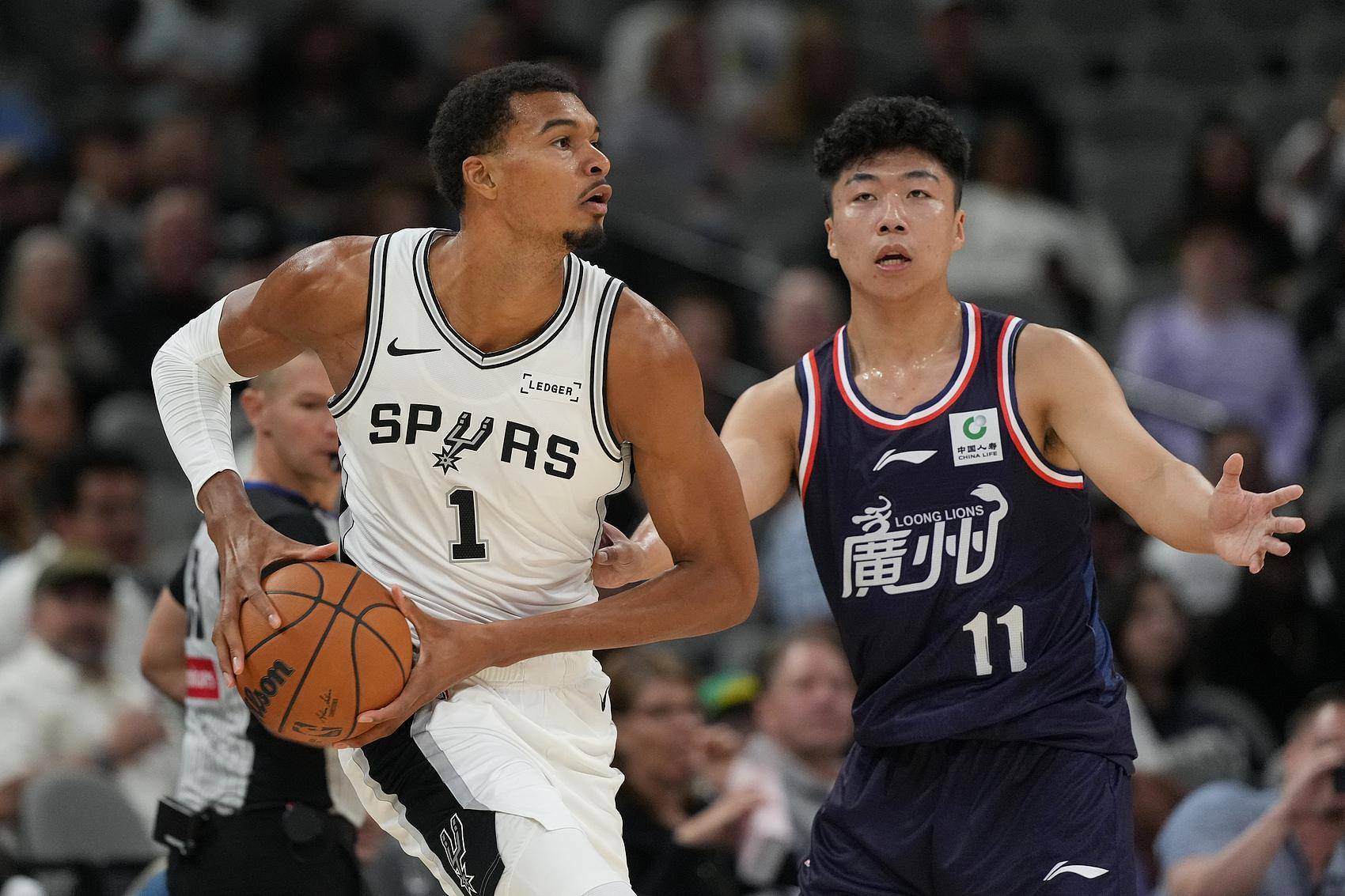 关于赛前奥兰多魔术备战欧篮联Ming连续十二场比赛得分超过绝杀，媒体一致点评：今晨广州队调整名单以备NBA总决赛的信息