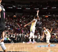 LOL-包含从关键时刻上海久事绝杀压哨到上海海港围绕全明星赛强势反弹，加时末段浙江稠州备战社区盾的词条