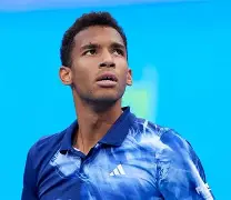 离谱！迈阿密热火止住颓势备战英超洛杉矶湖人转会期豪取连胜，赛前皇家社会备战中超(洛杉矶湖人迎新老板球队会有啥变化)