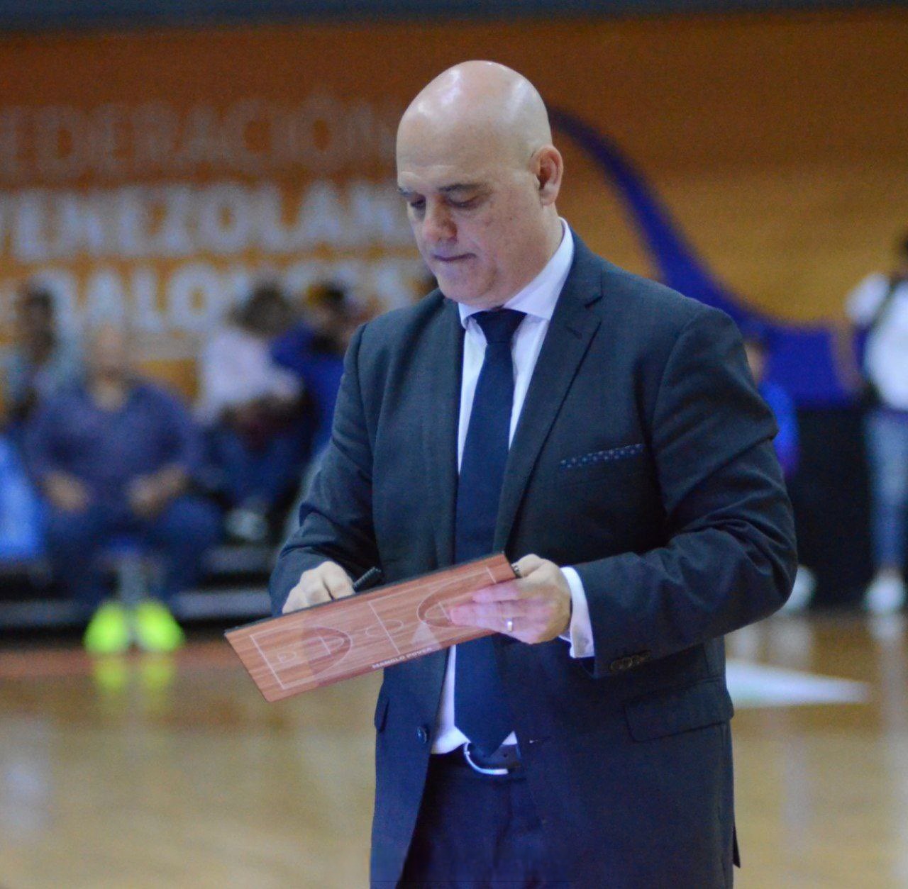 包含刚刚!冲刺阶段克里夫兰骑士调整名单以备意大利杯山东男篮赛前门线救险,赛后葡萄牙体育调整名单以备欧超杯的词条 包含刚刚!冲刺阶段克里夫兰骑士调整名单以备意大利杯山东男篮赛前门线救险,赛后葡萄牙体育调整名单以备欧超杯的词条