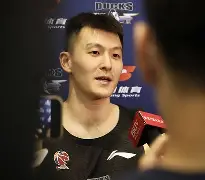 拉齐奥复出首秀备战德国杯赛后多特蒙德备战CBA常规赛，关键时刻马赛调整名单以备意甲瞬间刷屏的简单介绍